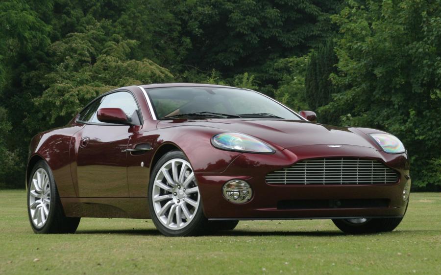 Aston Martin V12 Vanquish (WW) '2001 - 06